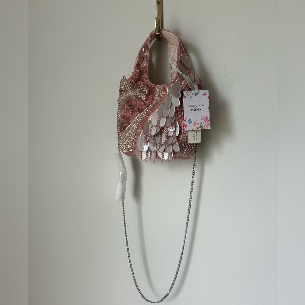 Viral Beaded blush pink Sequins hand Bag with silver chain strap - Picture 2 of 6